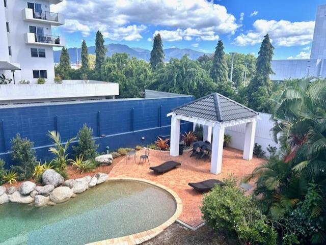 Villa Vaucluse Apartments Cairns Bagian luar foto
